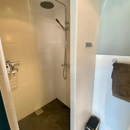 De Lerarenkamer In De Oude School Apartman