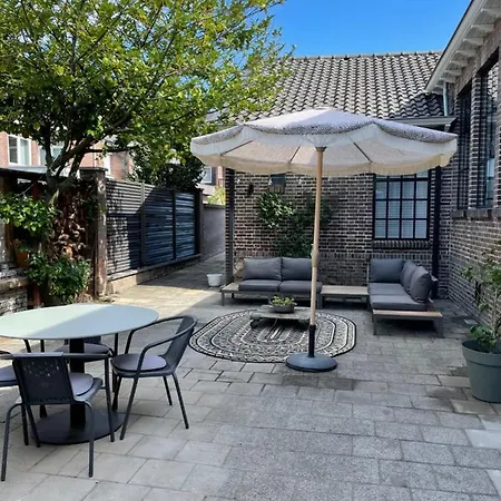 De Lerarenkamer In De Oude School Apartman