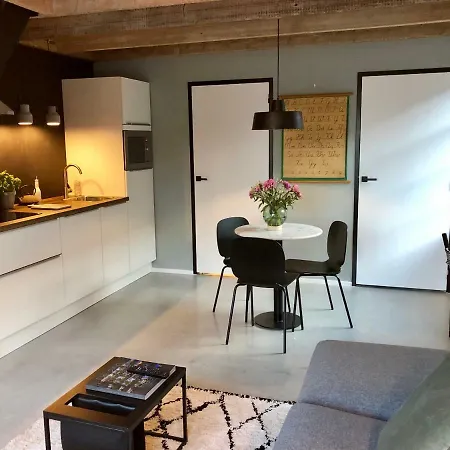 De Lerarenkamer In De Oude School Appartement