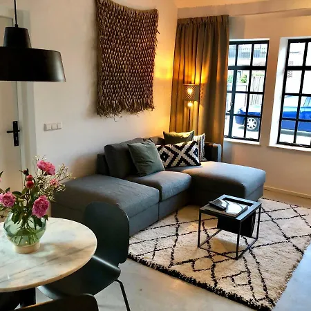 De Lerarenkamer In De Oude School Appartement *