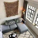 De Lerarenkamer In De Oude School * Heerlen